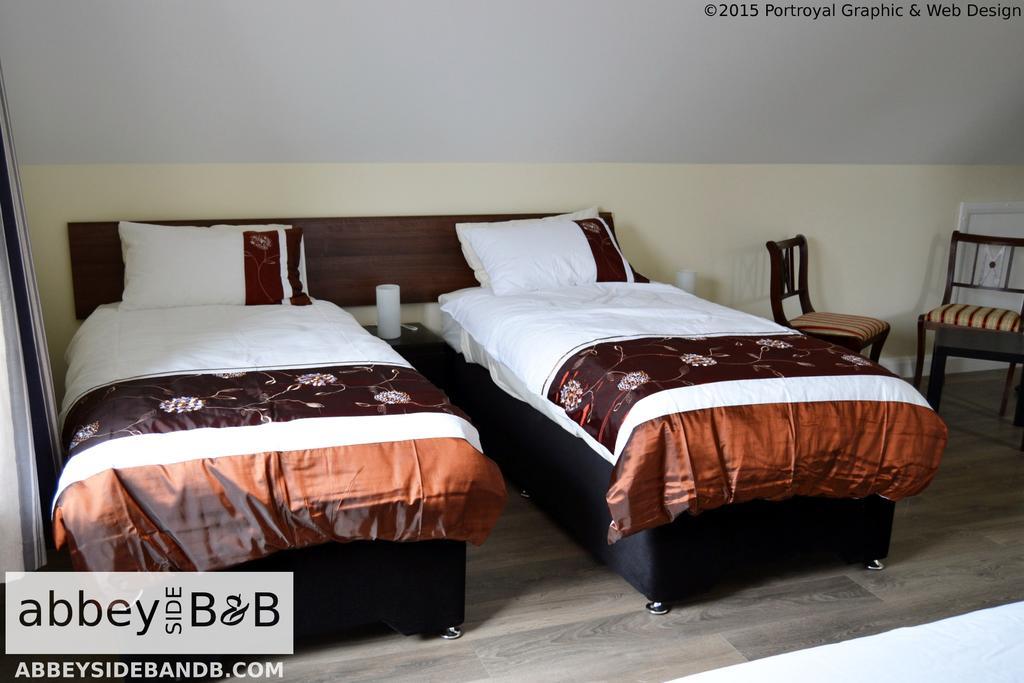 Abbeyside B&B Ballintober  ภายนอก รูปภาพ