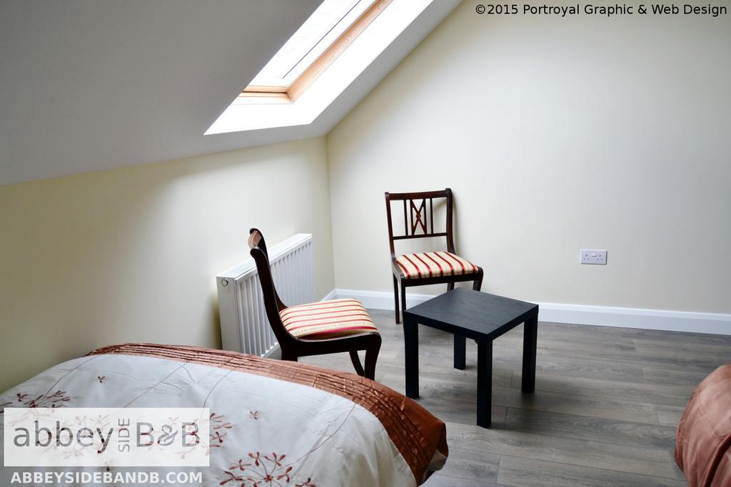 Abbeyside B&B Ballintober  ภายนอก รูปภาพ