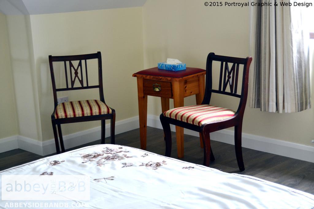 Abbeyside B&B Ballintober  ภายนอก รูปภาพ