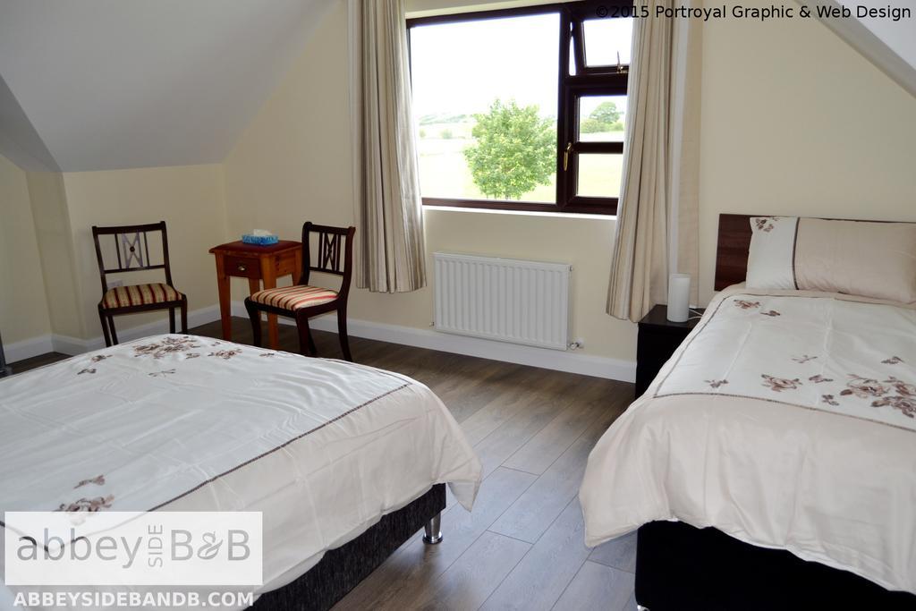 Abbeyside B&B Ballintober  ภายนอก รูปภาพ