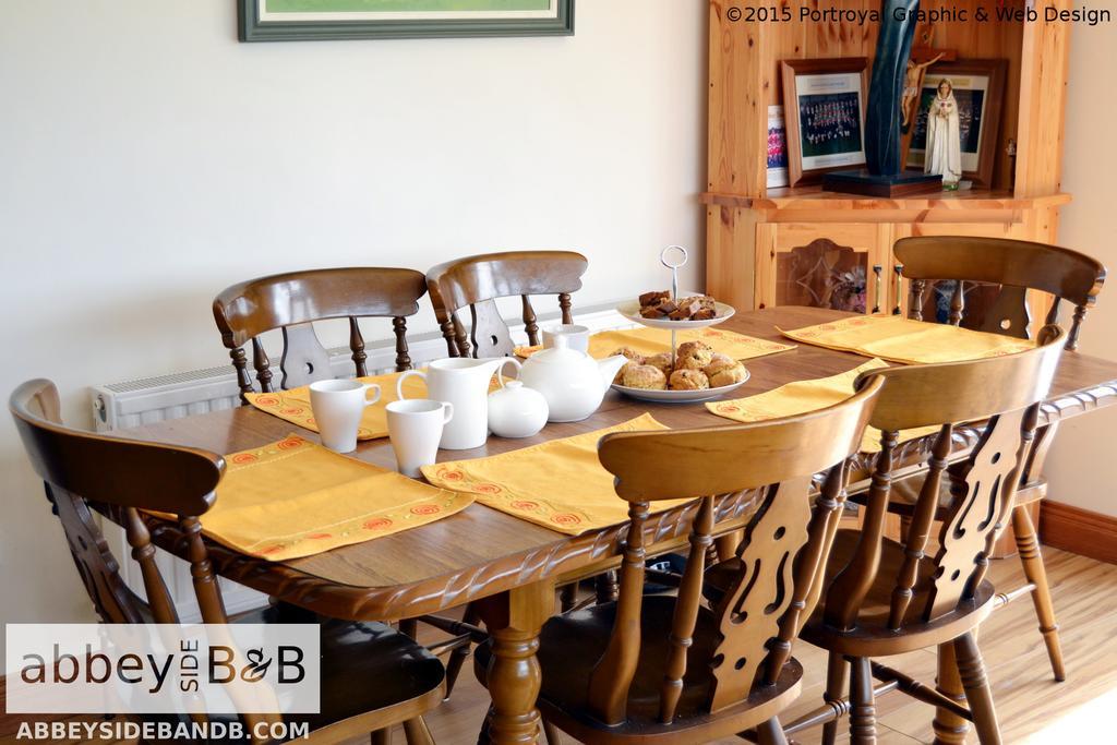 Abbeyside B&B Ballintober  ภายนอก รูปภาพ